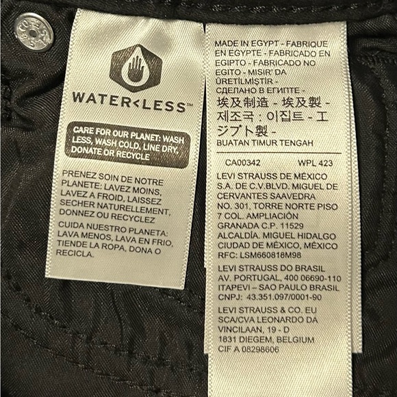 EUC - Like New - Levi’s 711 Skinny Jeans - Size 28 - Black - Picture 6 of 6